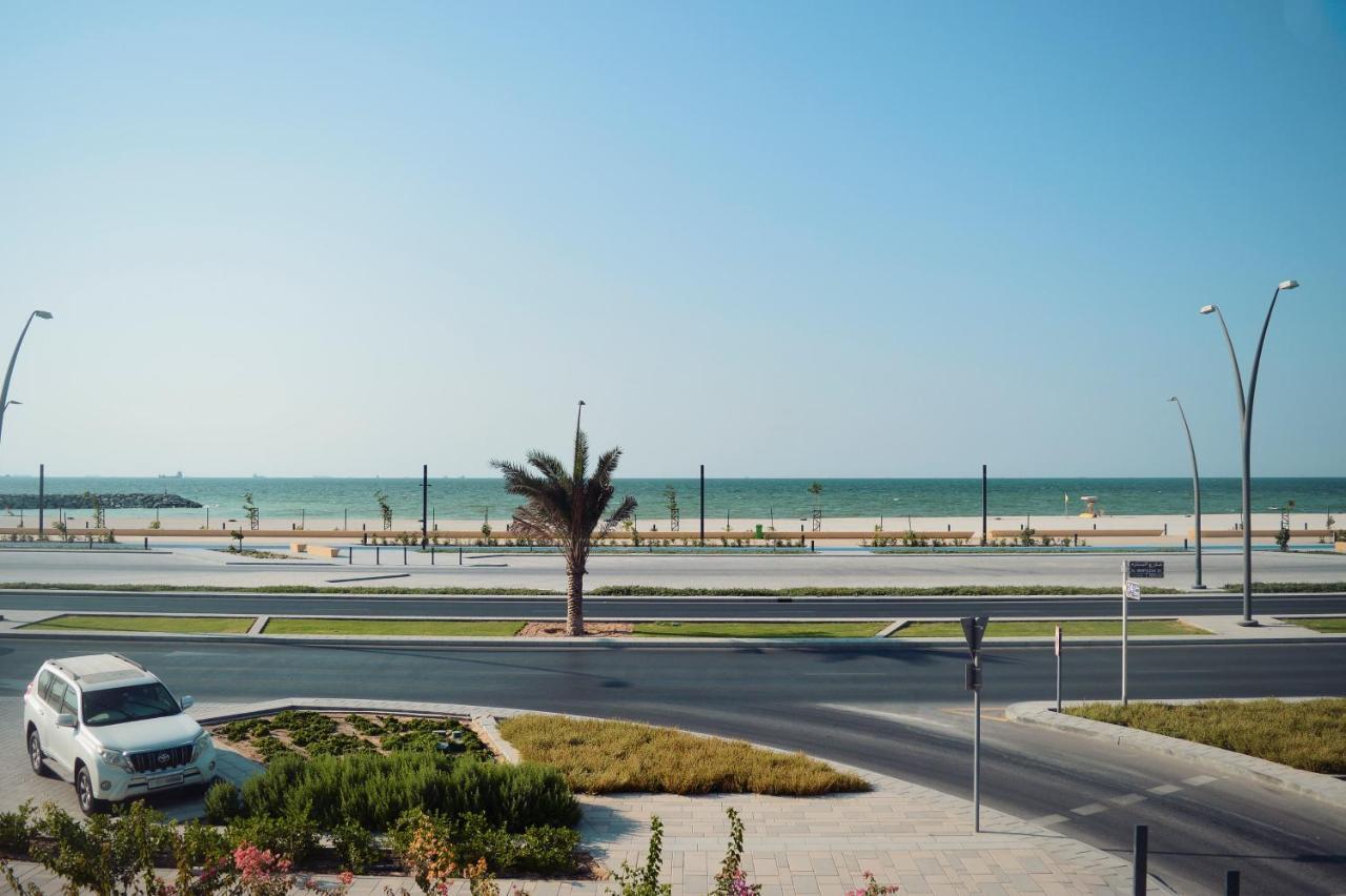 Al Corniche Hotel Schardscha Exterior foto