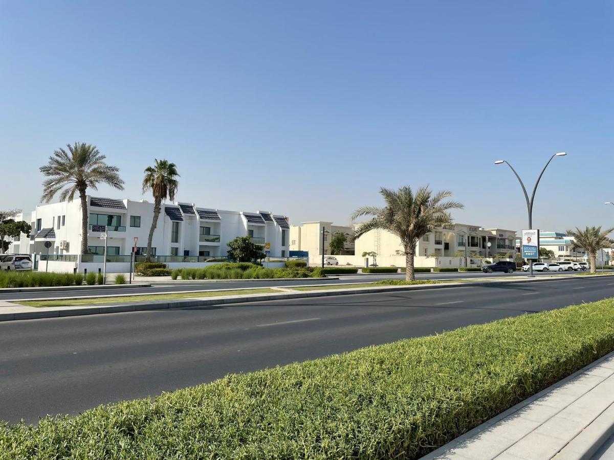 Al Corniche Hotel Schardscha Exterior foto