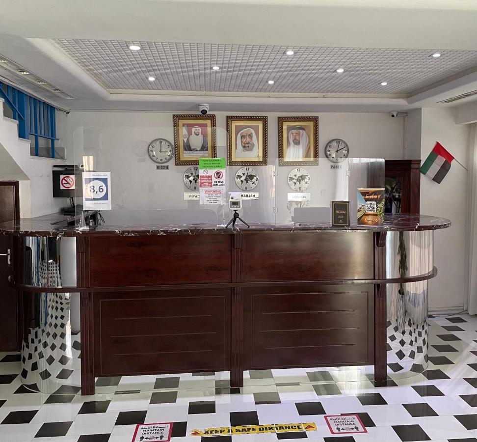 Al Corniche Hotel Schardscha Exterior foto