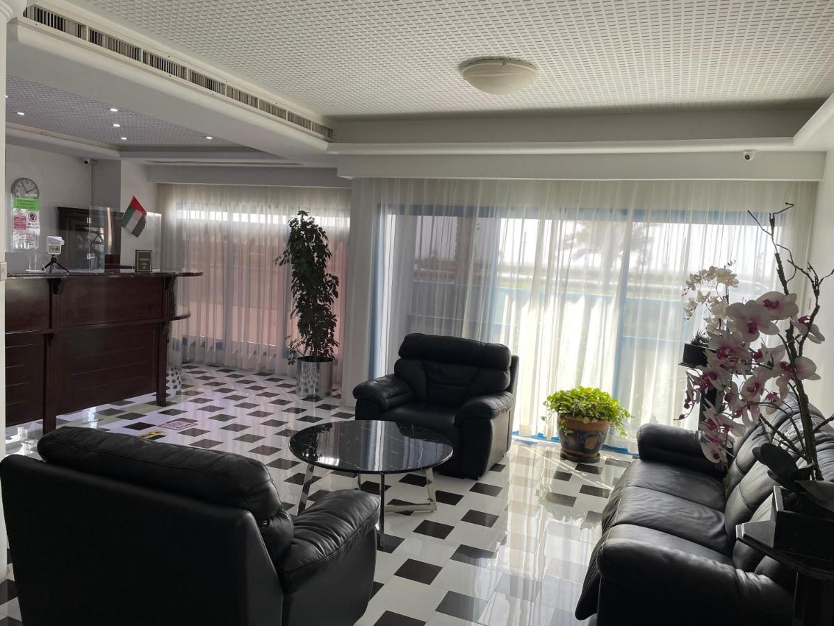Al Corniche Hotel Schardscha Exterior foto